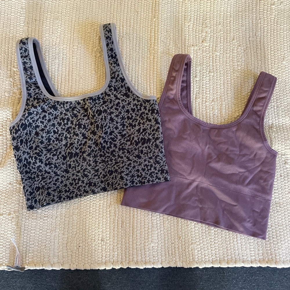 Athleta Scoop Neck Crop Tops